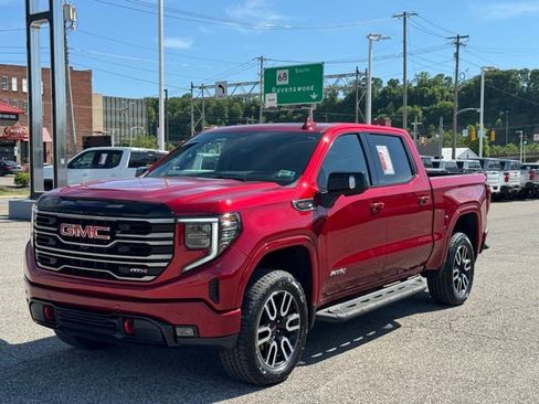 Used 2025 GMC Sierra 1500 AT4 w/ AT4 Premium Package AWD/4WD image 2