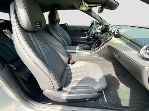 Used 2024 Mercedes-Benz CLE 450 4MATIC Cabriolet image 15