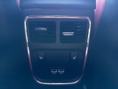 Used 2022 Dodge Charger SRT Hellcat w/ Harman/Kardon Audio Group RWD image 12