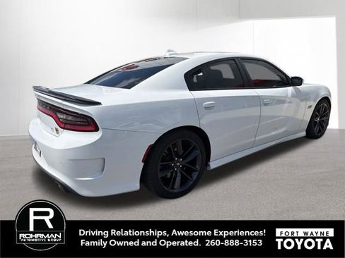 Used 2019 Dodge Charger Scat Pack w/ Plus Group RWD image 6