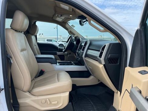 Used 2020 Ford F450 Lariat w/ Lariat Ultimate Package AWD/4WD image 25
