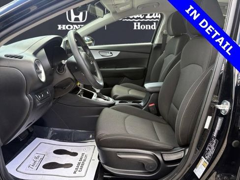 Used 2024 Kia Forte LXS w/ LXS Technology Package FWD image 9