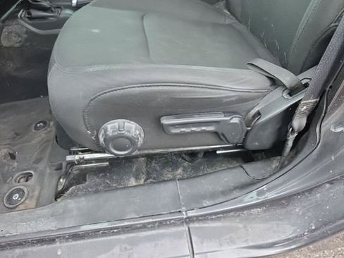 Used 2022 Jeep Wrangler Unlimited Sport image 13