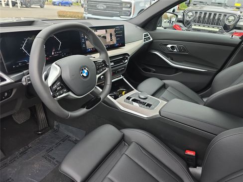 Used 2025 BMW 330i Sedan image 15