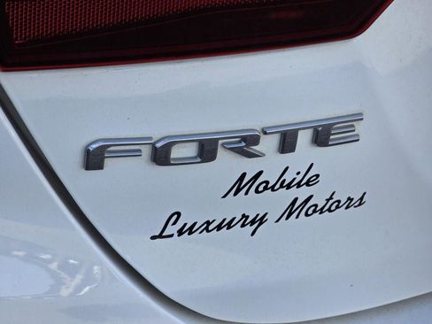 Used 2021 Kia Forte GT-Line FWD image 27