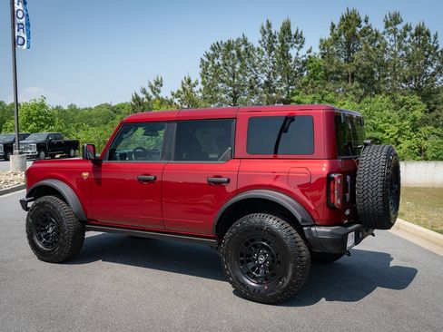 New 2026 Ford Bronco Badlands w/ Sasquatch Package AWD/4WD image 17