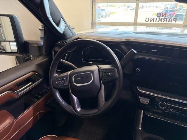 Used 2025 GMC Sierra 2500 Denali Ultimate w/ LPO, GMC Protection Package AWD/4WD image 38