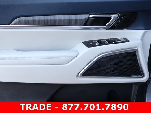 Used 2023 Kia Telluride SX image 9