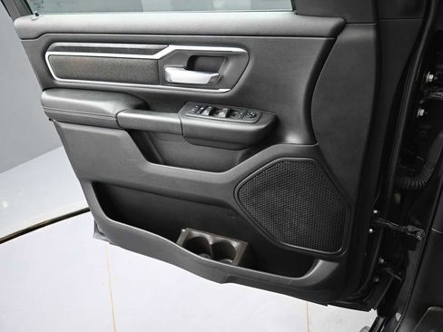 Used 2020 RAM 1500 Big Horn AWD/4WD image 10