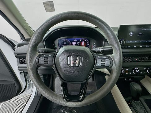 Certified 2024 Honda Accord LX image 7
