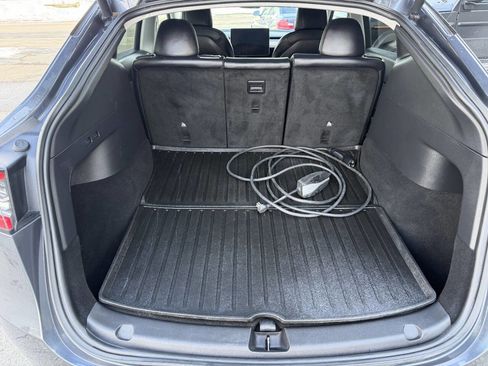 Used 2021 Tesla Model Y Long Range image 7