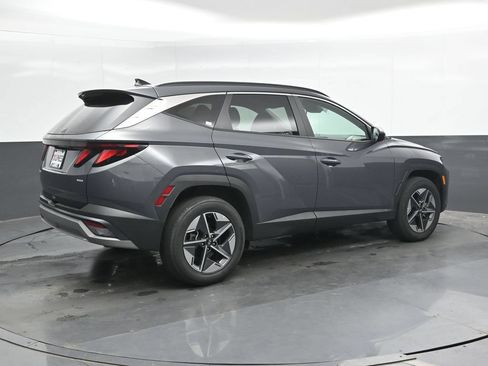 Used 2025 Hyundai Tucson SEL AWD/4WD image 3