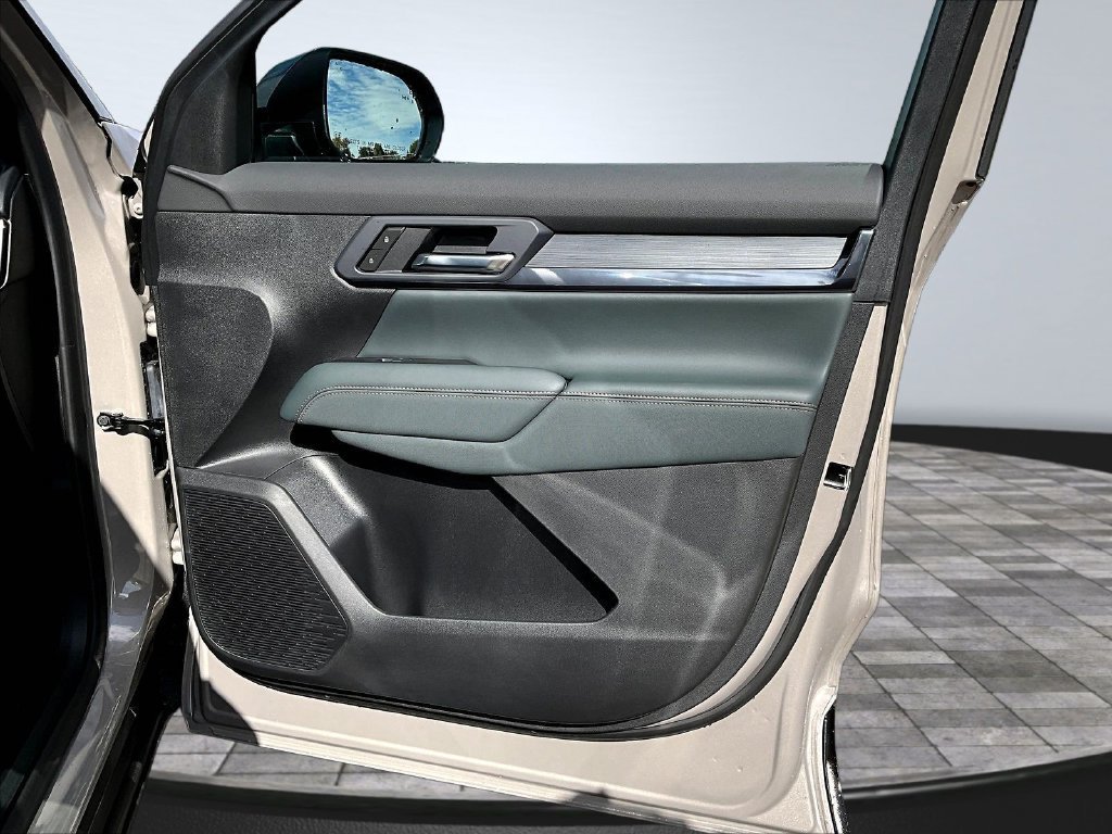 New 2027 GMC Terrain AT4 w/ Technology Package II AWD/4WD image 33