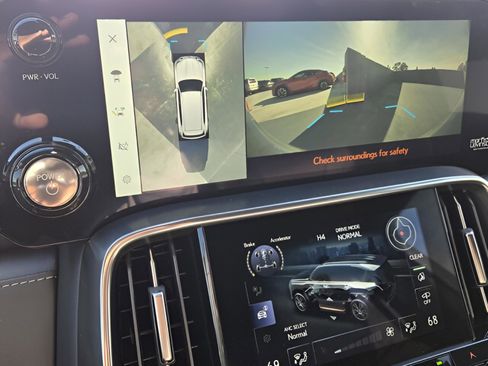 New 2026 Lexus LX 700h Luxury image 14