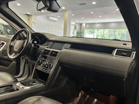 Used 2019 Land Rover Discovery Sport HSE AWD/4WD image 10