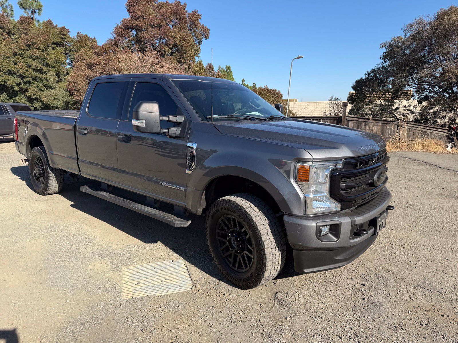 Used 2022 Ford F350 XLT w/ Black Appearance Package AWD/4WD image 7