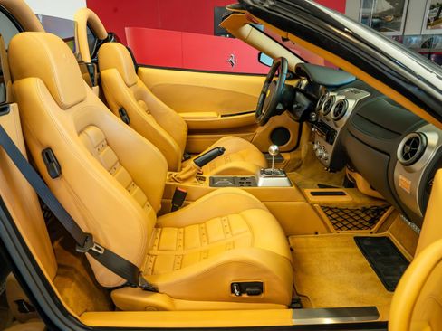 Used 2005 Ferrari F430 Spider RWD image 18