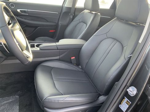 New 2026 Hyundai Sonata Limited image 11