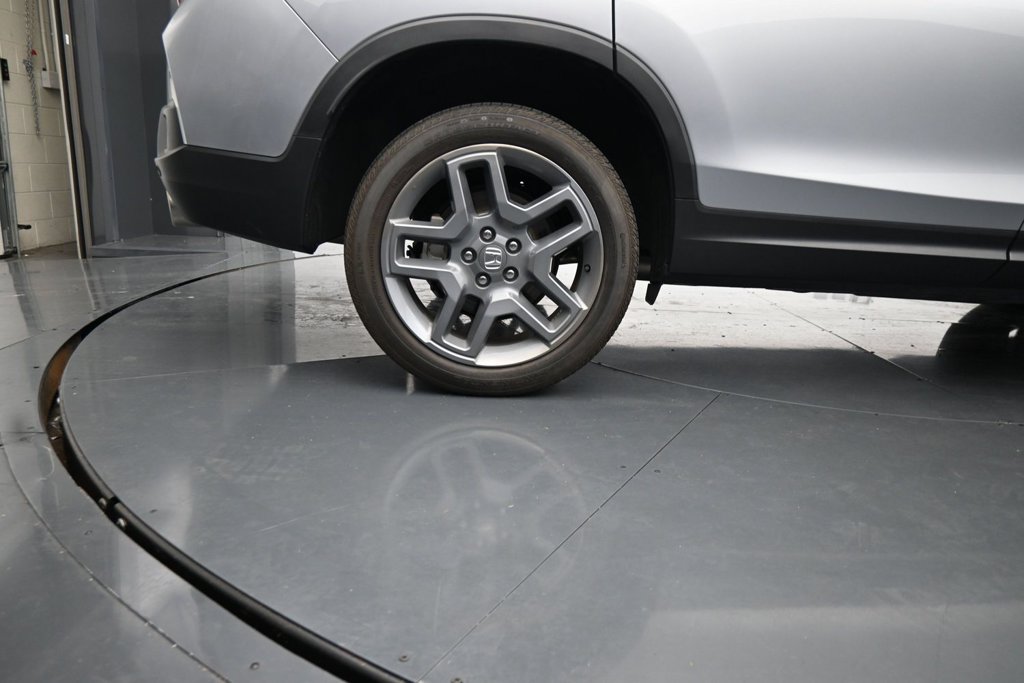 Used 2023 Honda Passport EX-L image 10