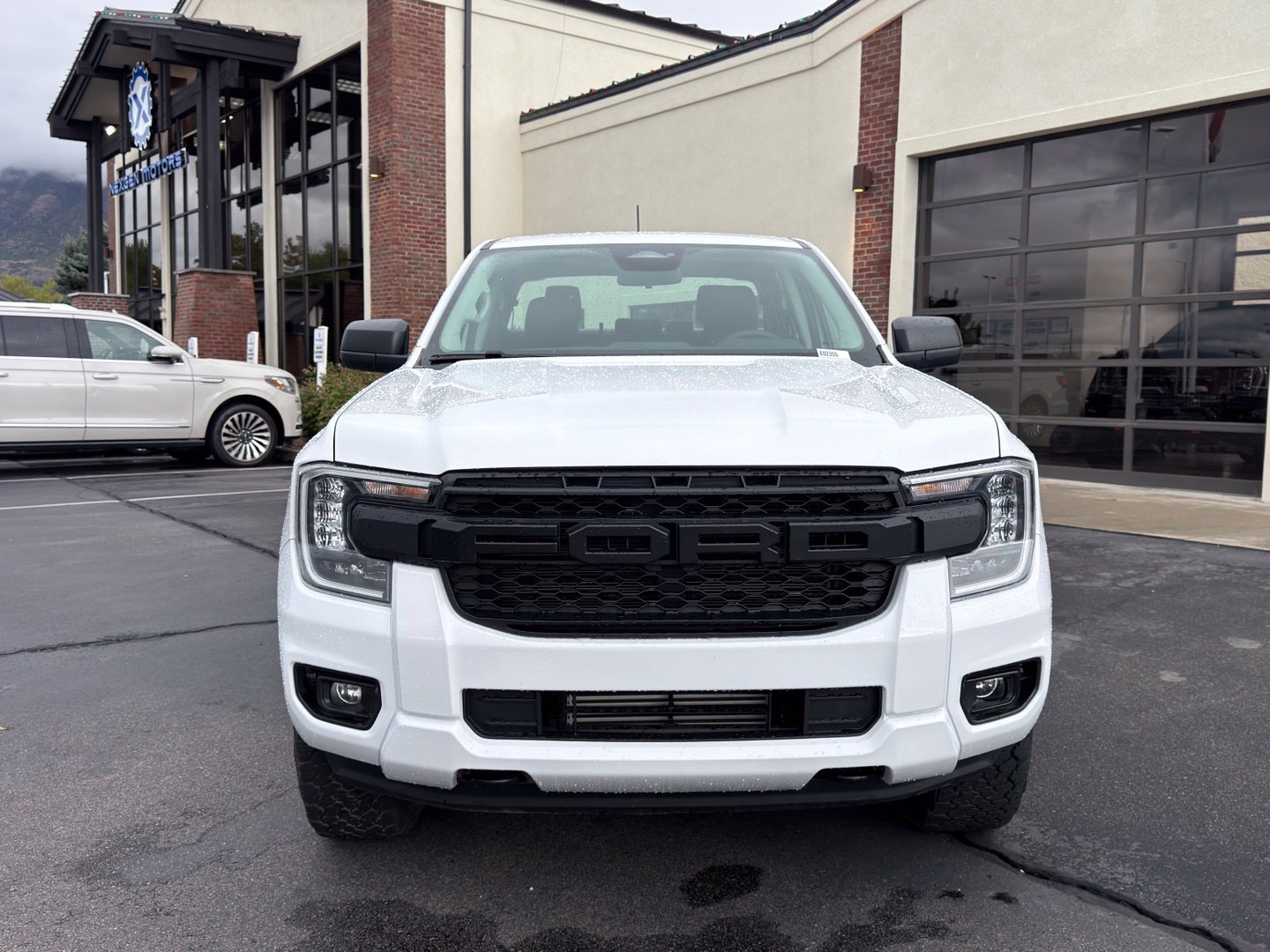 Used 2025 Ford Ranger XL AWD/4WD image 3