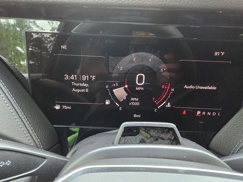 New 2026 GMC Yukon Denali w/ Advanced Technology Package RWD image 38