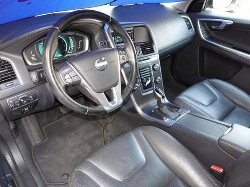 Used 2014 Volvo XC60 3.2 FWD image 15