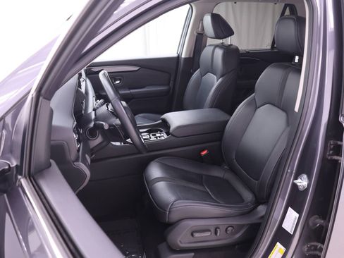 Used 2023 Honda Pilot EX-L image 4