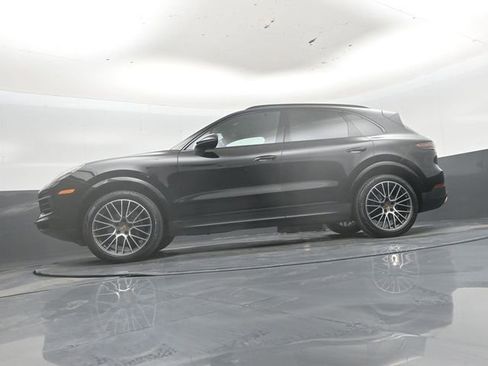 Used 2020 Porsche Cayenne AWD/4WD image 46