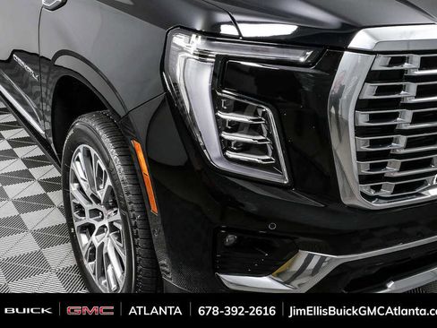 New 2026 GMC Yukon XL Denali w/ Sun & Power Step Package image 39