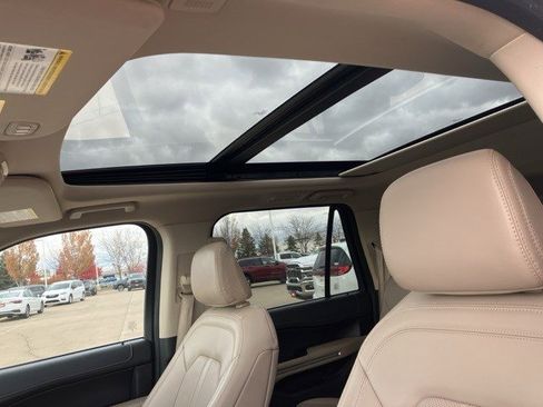 Used 2024 Ford Expedition Max Limited image 22