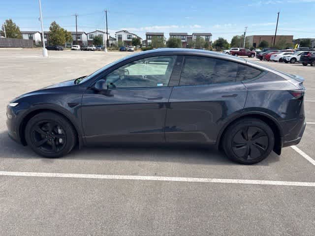 Used 2026 Tesla Model Y AWD image 2