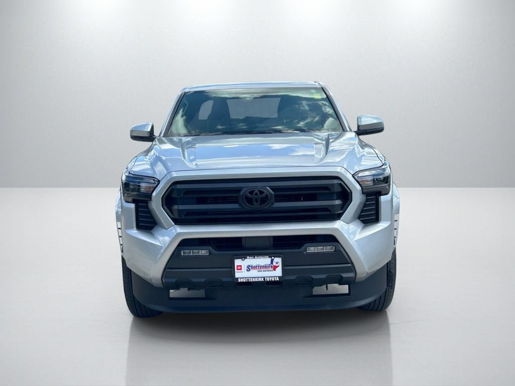 Certified 2025 Toyota Tacoma SR5 AWD/4WD image 2