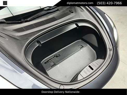 Used 2020 Tesla Model 3 Performance image 44
