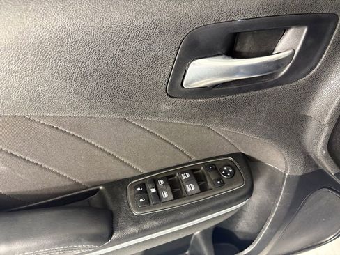 Used 2022 Dodge Charger SXT RWD image 20