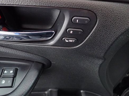 Used 2019 Honda Passport EX-L image 2