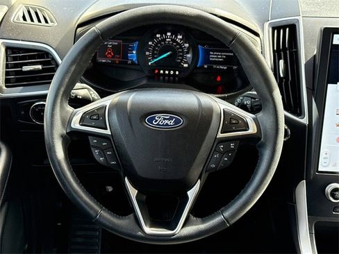 Used 2024 Ford Edge SEL image 15