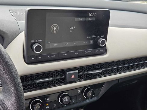 Used 2024 Honda HR-V LX image 15