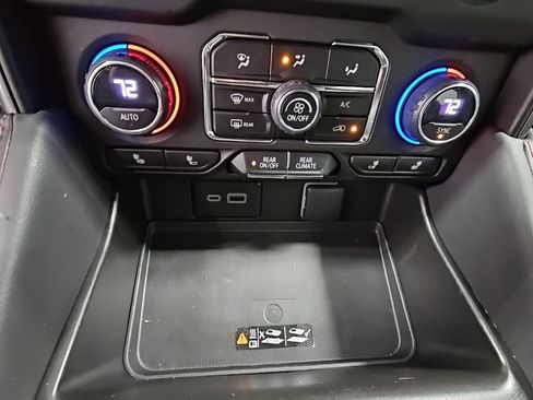 Used 2023 Chevrolet Tahoe RST w/ Luxury Package image 20