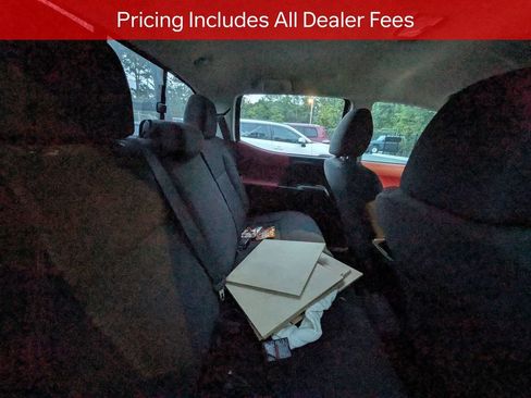 Used 2016 Toyota Tacoma SR5 w/ SR5 Appearance Package (DN) RWD image 9