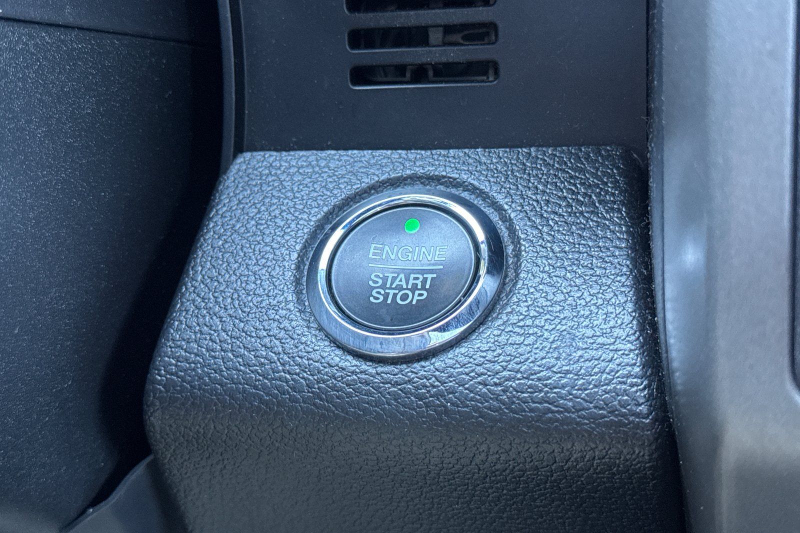 Used 2021 Ford Expedition XLT AWD/4WD image 22