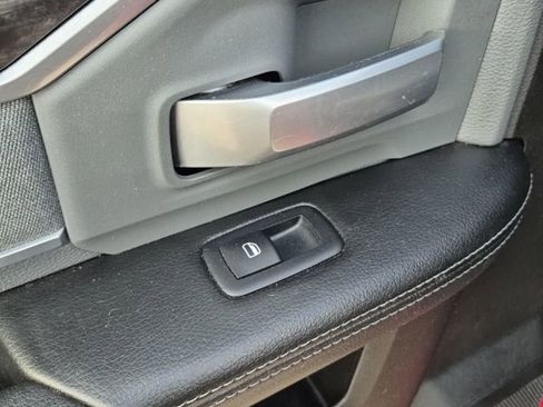 Used 2022 RAM 3500 Big Horn w/ Level A Equipment Group image 16