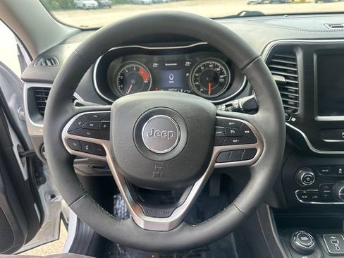 Used 2022 Jeep Cherokee Latitude Lux w/ Sun & Sound Group AWD/4WD image 32