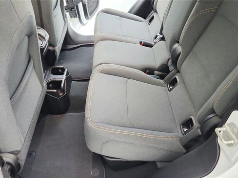 Used 2024 Jeep Gladiator Sport image 27