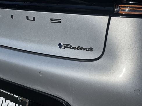 Used 2023 Toyota Prius Prime Premium w/ Advanced Technology Package image 28