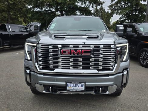 New 2026 GMC Sierra 2500 Denali w/ Denali Reserve Package AWD/4WD image 8