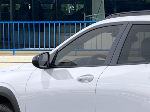 New 2026 Chevrolet Trax RS w/ Sunroof Package FWD image 12