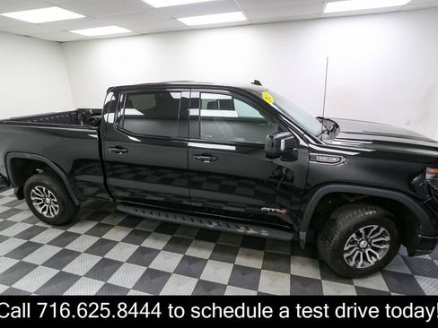 Used 2023 GMC Sierra 1500 AT4 AWD/4WD image 5