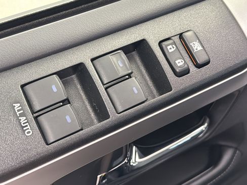 Used 2024 Toyota 4Runner SR5 Premium image 28