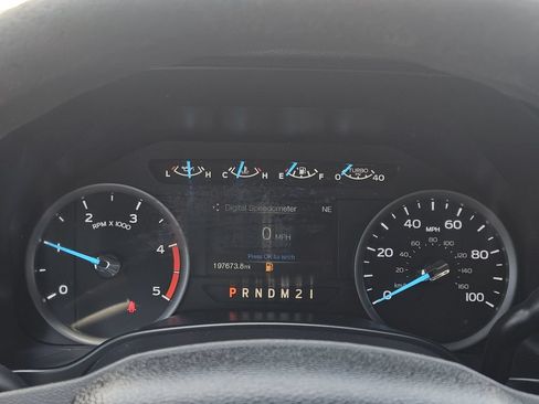 Used 2018 Ford F250 XLT w/ XLT Value Package AWD/4WD image 15