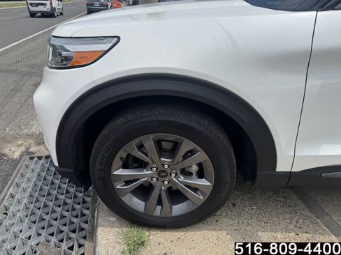 Used 2022 Ford Explorer XLT w/ Equipment Group 202A AWD/4WD image 10